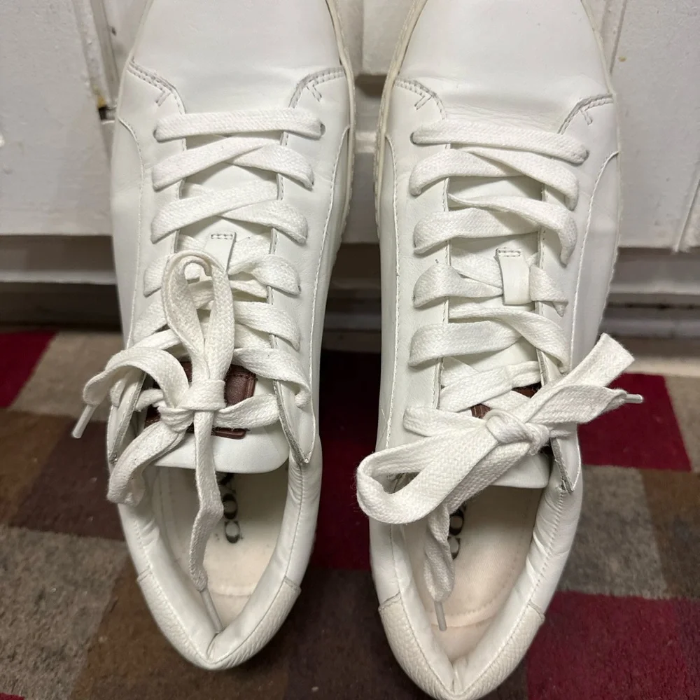Coach Men’s White Leather Low Tops Sneakers - Picture 8 of 14
